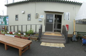 写真）飯館村の避難者施設：松川第一仮設住宅 集会所