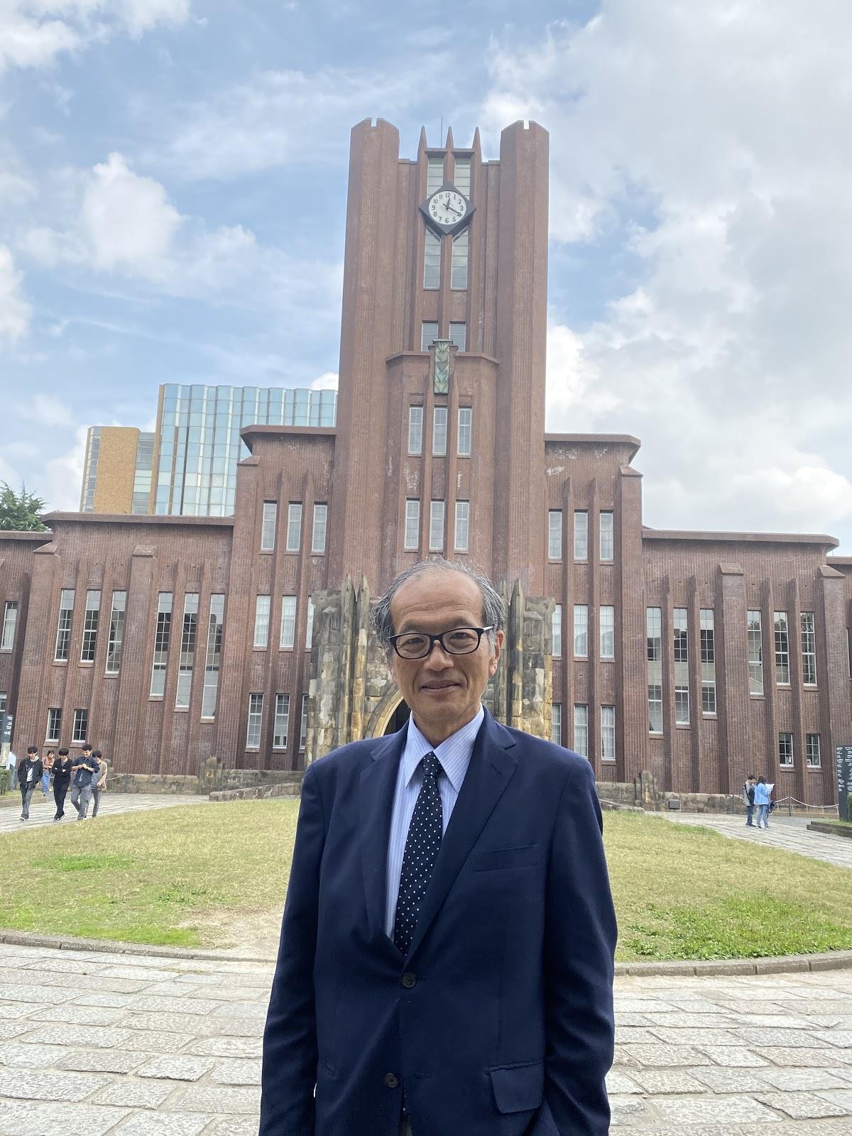 写真）東京大学公共政策大学院有馬純教授